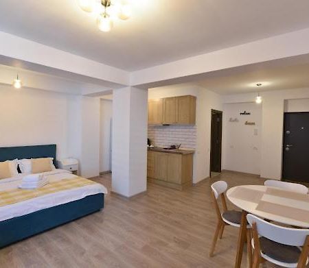 Radu Studio Mamaia Nord Apartment Năvodari Екстериор снимка